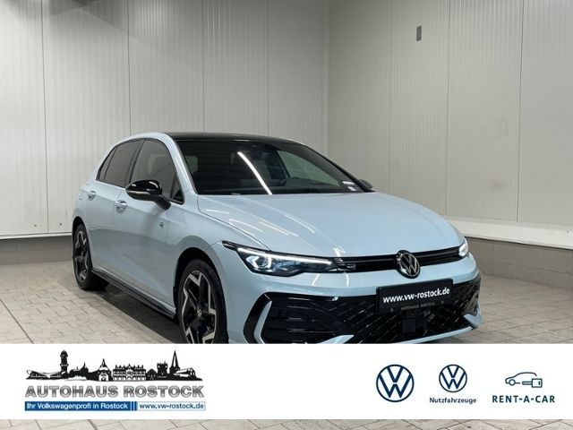 Golf VIII R-Line 2.0 TDI DSG IQ.LIGHT PANO NAVI