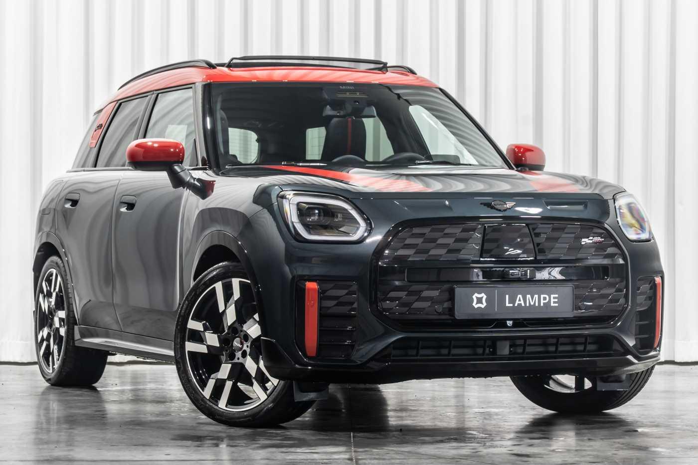 MINI Countryman E JCW Pano Trekhaak Harman Kardon HUD