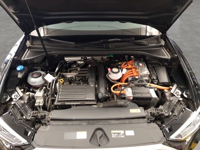 Fahrzeugabbildung Audi Q3 45TFSIe AHK Navi StdHz eleHeck Sportsitze 18"