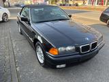 BMW 318 Cabrio Automatik, Klima, el. Verdeck - gebrauchte BMW 318 aus dem Jahr 1999
