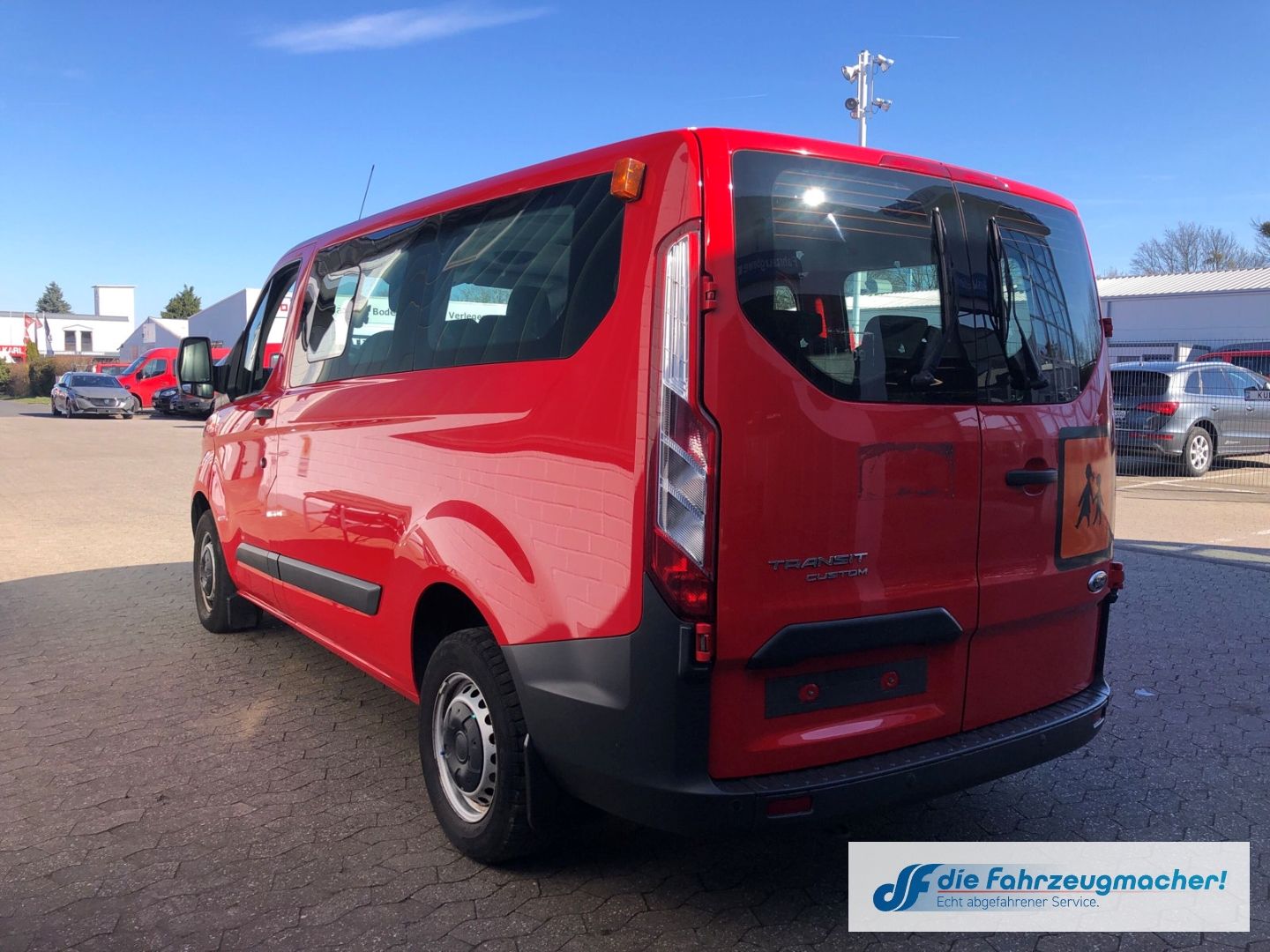Fahrzeugabbildung Ford Transit Custom Kombi 300 L1 2.2 TDCi *2545