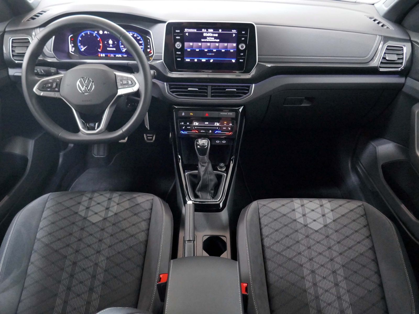Fahrzeugabbildung Volkswagen T-Cross R-Line 1.0 TSI | LED RFK ACC Navi