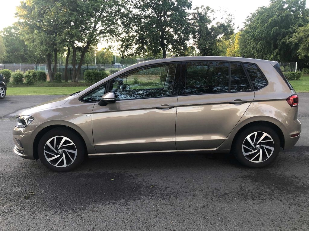 Image of Volkswagen Golf Sportsvan