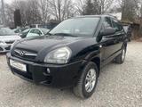 Hyundai Tucson 2.0 GLS - Hyundai TUCSON Gls mit Benzin-Antrieb