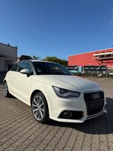 Audi A1 Ambition mit Competition Paket - : Beige, Sportfahrwerk, Kleinwagen