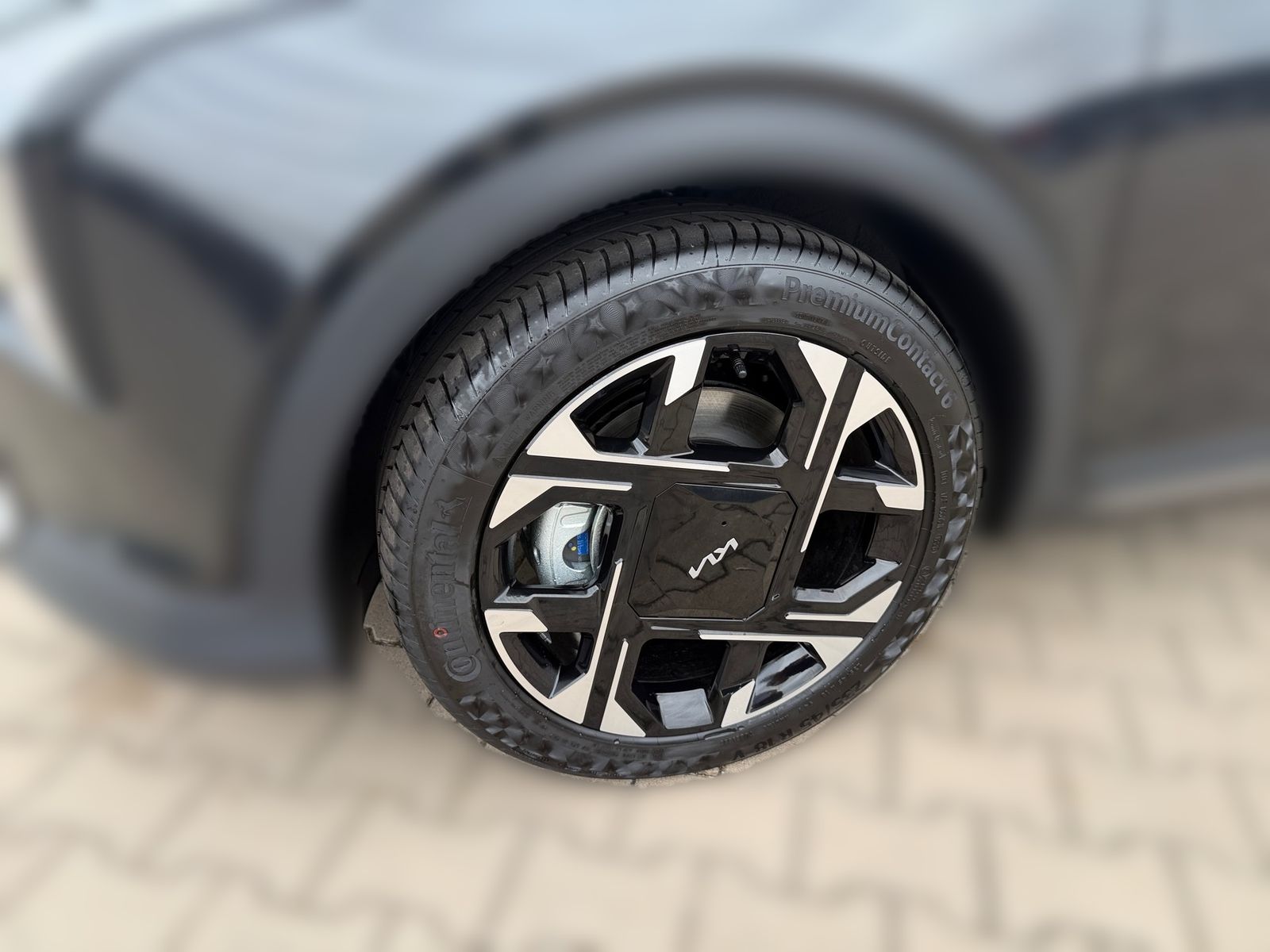 Fahrzeugabbildung Kia XCEED 1.6T 180 DCT SPI SD SITZ ADV Facelift