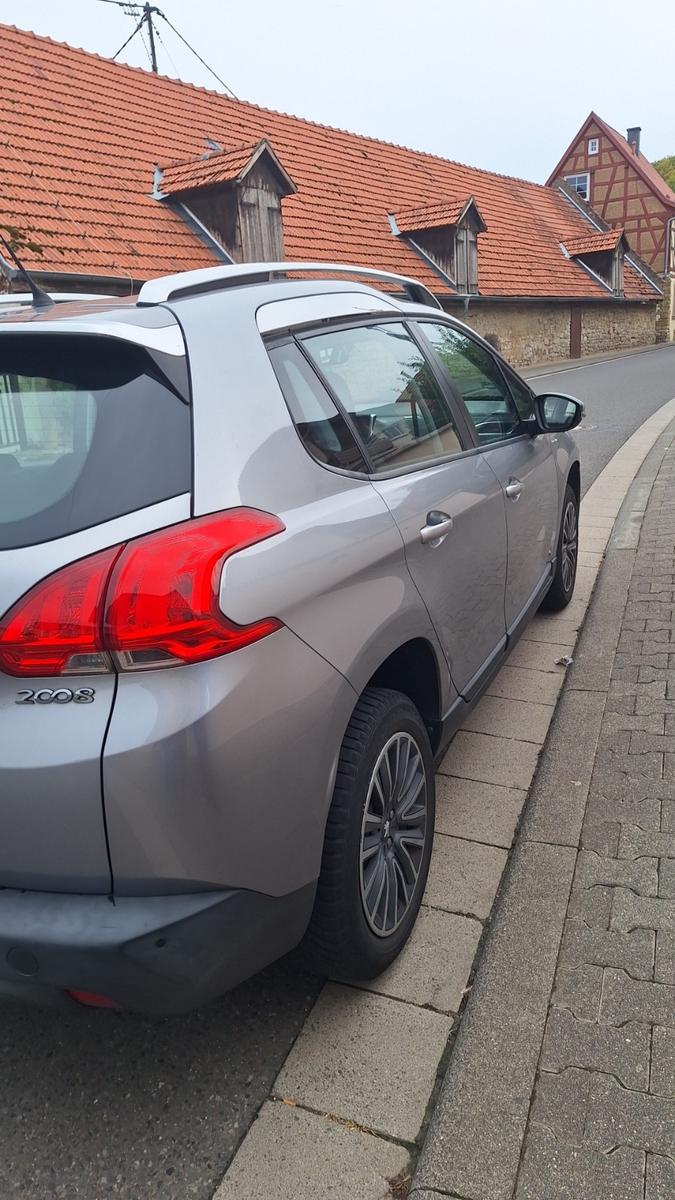 Peugeot 2008 Style PureTech 110 STOP & START Style