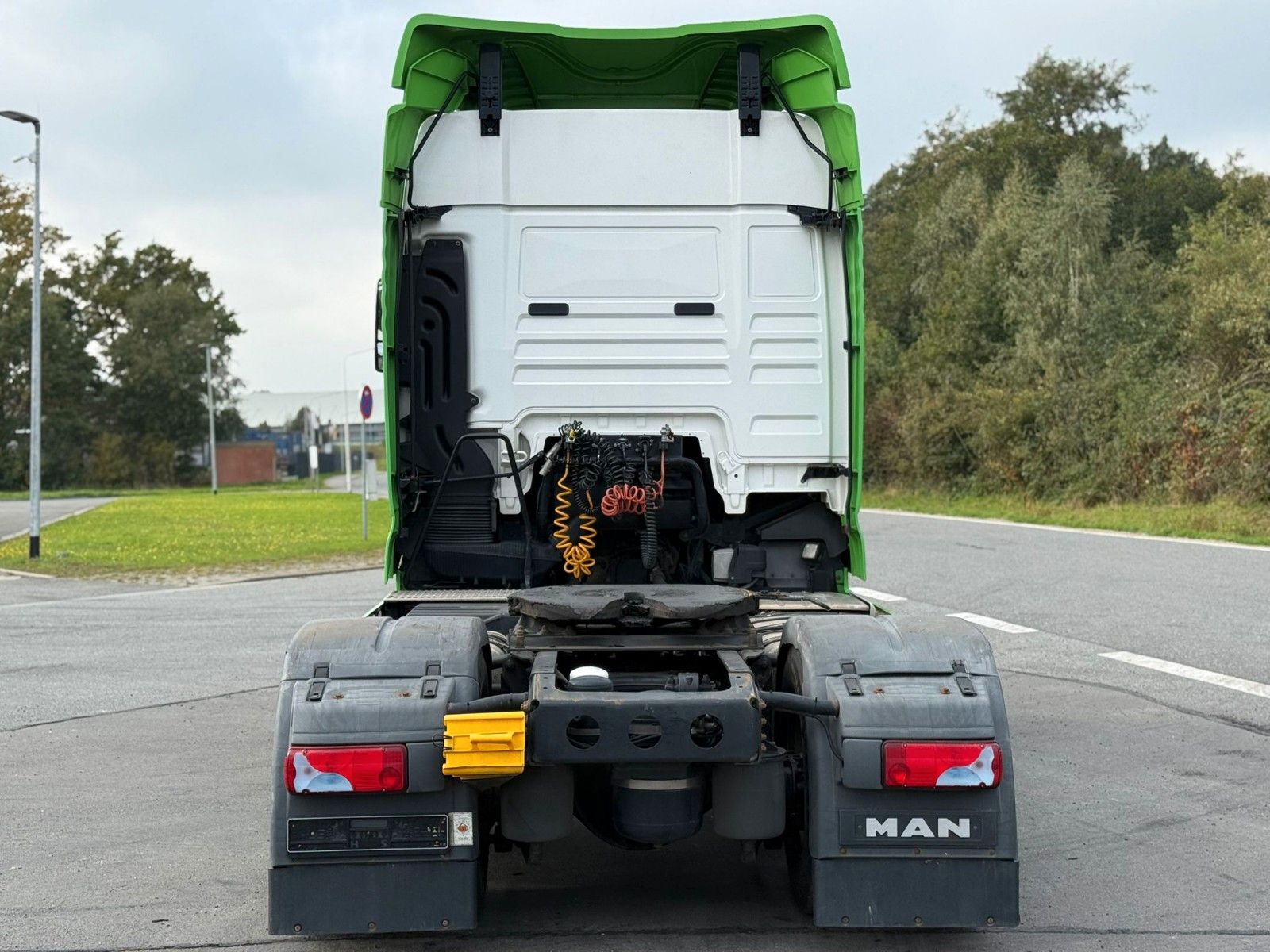 Fahrzeugabbildung MAN TGX 18.460 4x2 Retarder 2x Tank