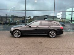 Fahrzeugabbildung Mercedes-Benz C 220d T 4Matic Autom. Night LED Comand Kamera