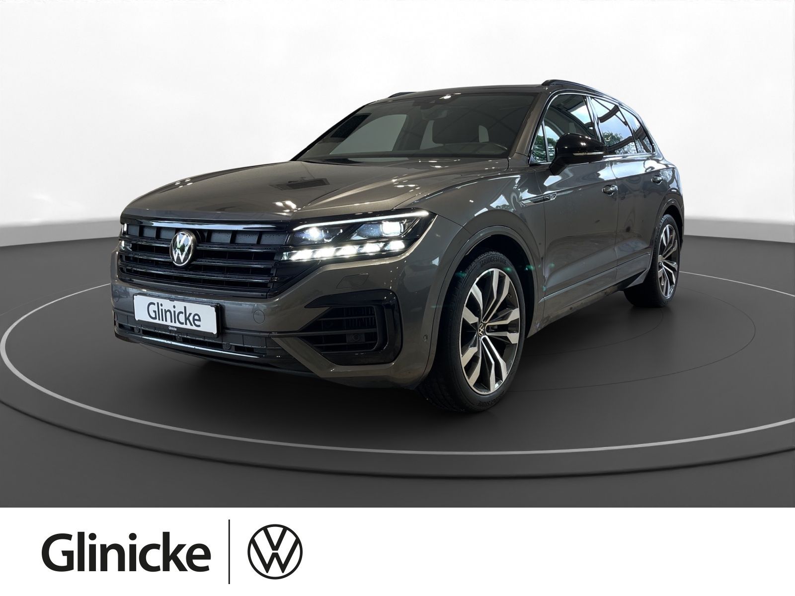 VW Touareg 3.0 TSI 4M R-Line Luft AHK Pano LM 21" L