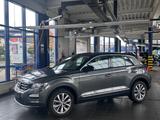 Volkswagen T-Roc Style 4Motion 1 HAND/ EURO 6 - graue Volkswagen T-Roc