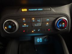 FORD Focus Turnier 1.0 EcoBoost Cool & Connect Navi L