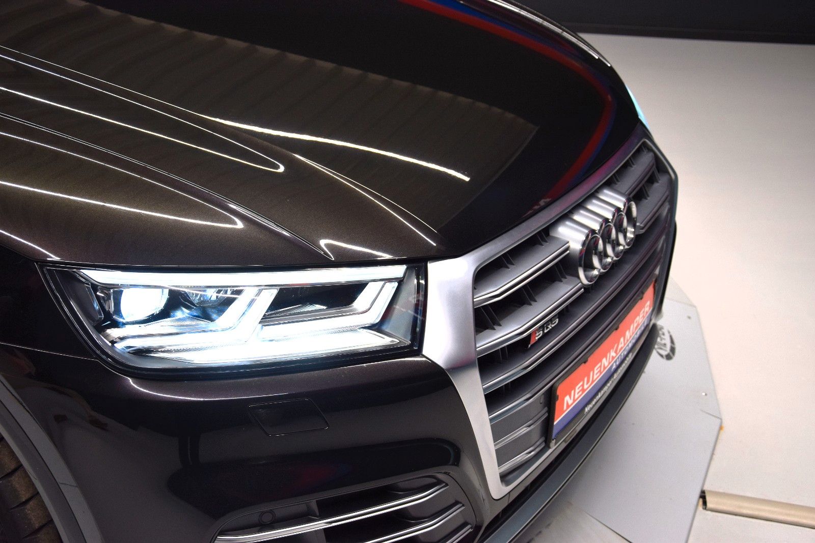 Fahrzeugabbildung Audi SQ5 3.0 TFSI quattro Pano Luft HuD ACC Virtual