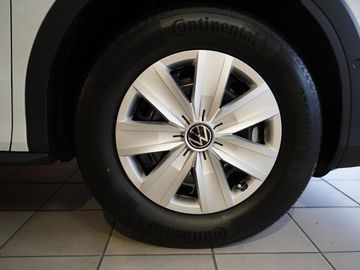 Volkswagen T-Roc - 11