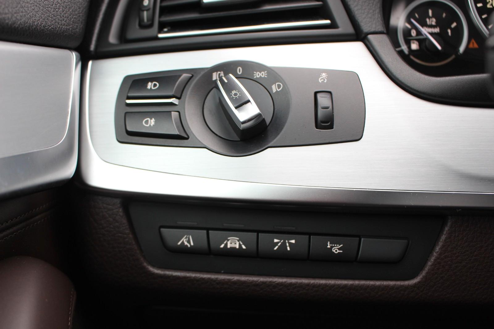 BMW 530 5 Touring 530 d xDrive/Klima/Navi/Tüv NEU