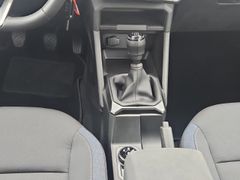 DACIA Duster III TCe Express. 4x4 Digitales Cockpit Ap