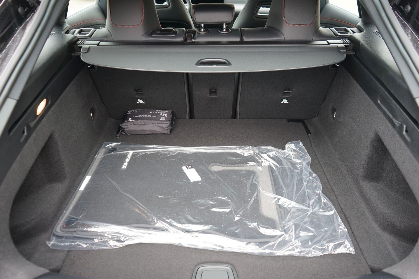 Fahrzeugabbildung Mercedes-Benz CLA 200 Klasse Shooting Brake*AMG Premium