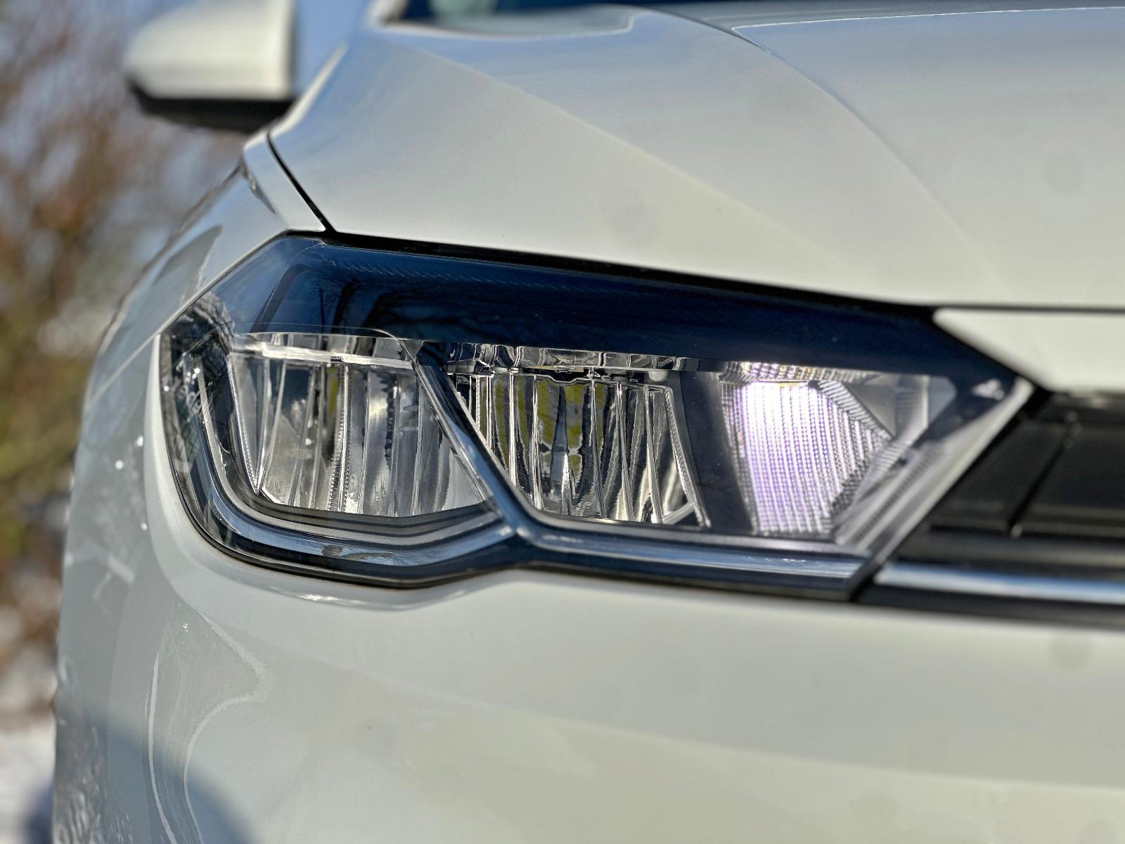 Volkswagen Polo VI 1.0 Life