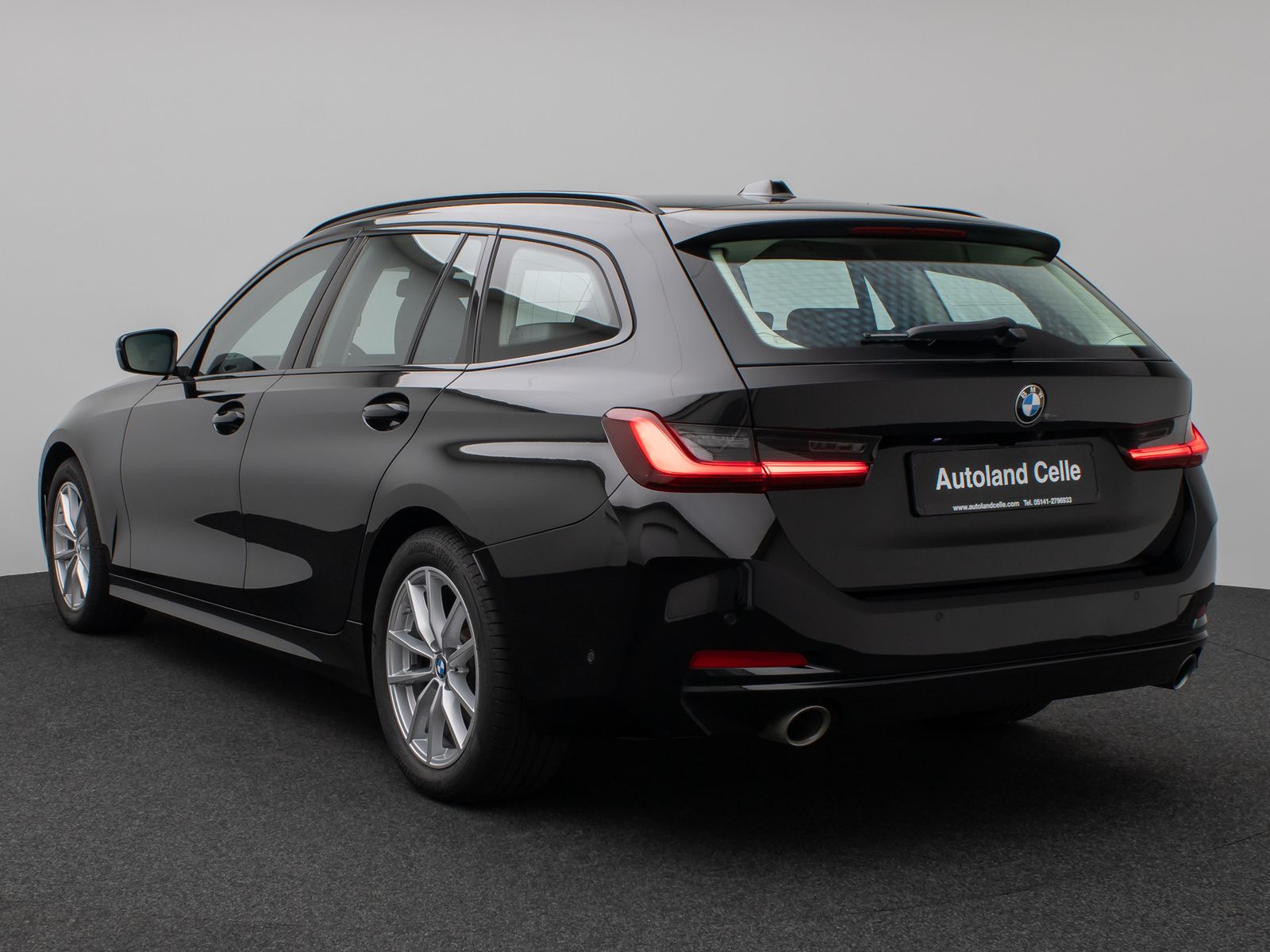Fahrzeugabbildung BMW 318i Kamera DAB HiFi Widscreen DrivAssist Alarm