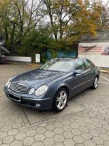 Mercedes-Benz Mercedes E320 V6 - E Klasse Limousine - Mercedes-Benz E 320 Gebrauchtwagen in Berlin