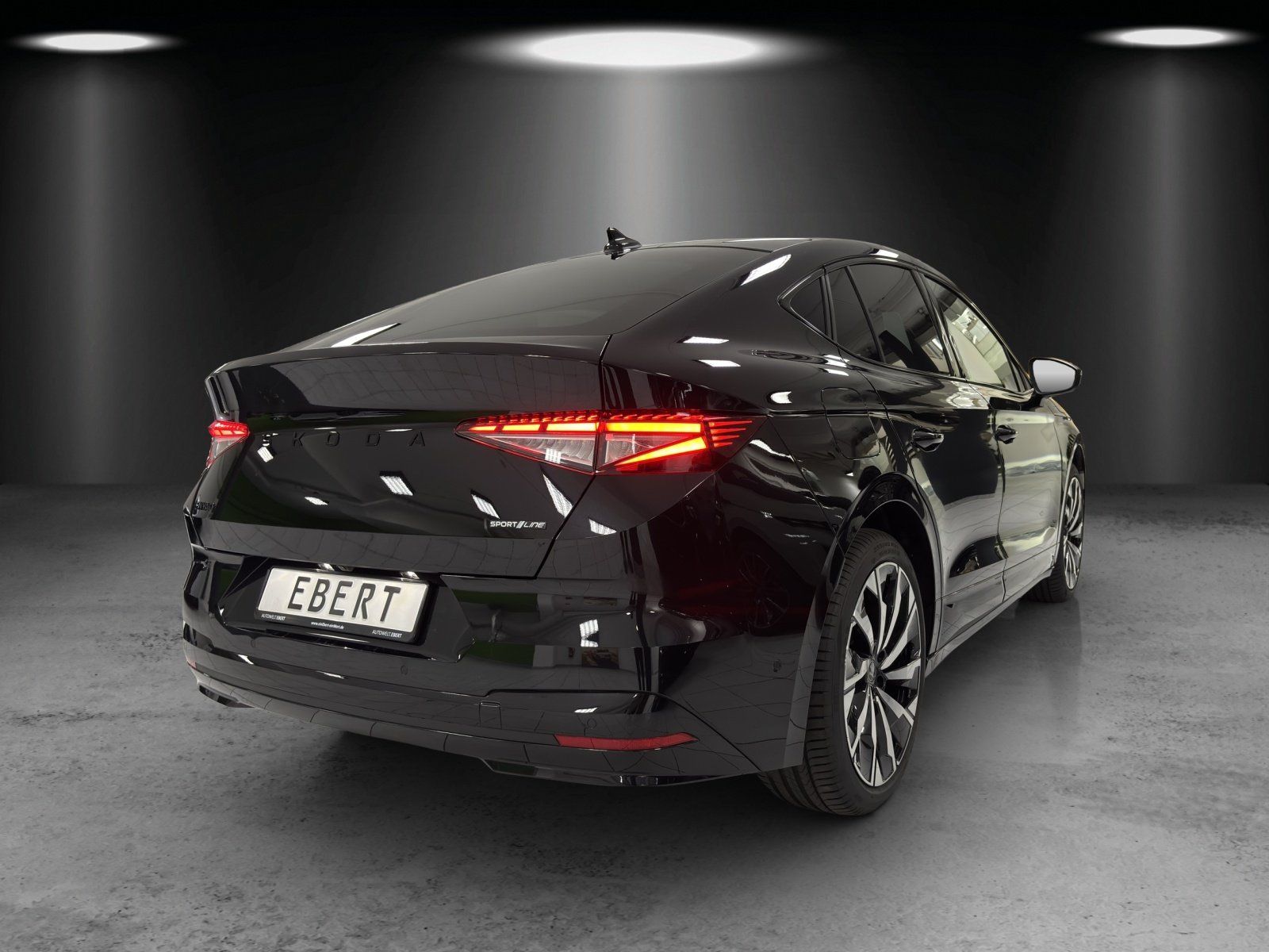 Fahrzeugabbildung SKODA Enyaq Coupe 85 Sportline