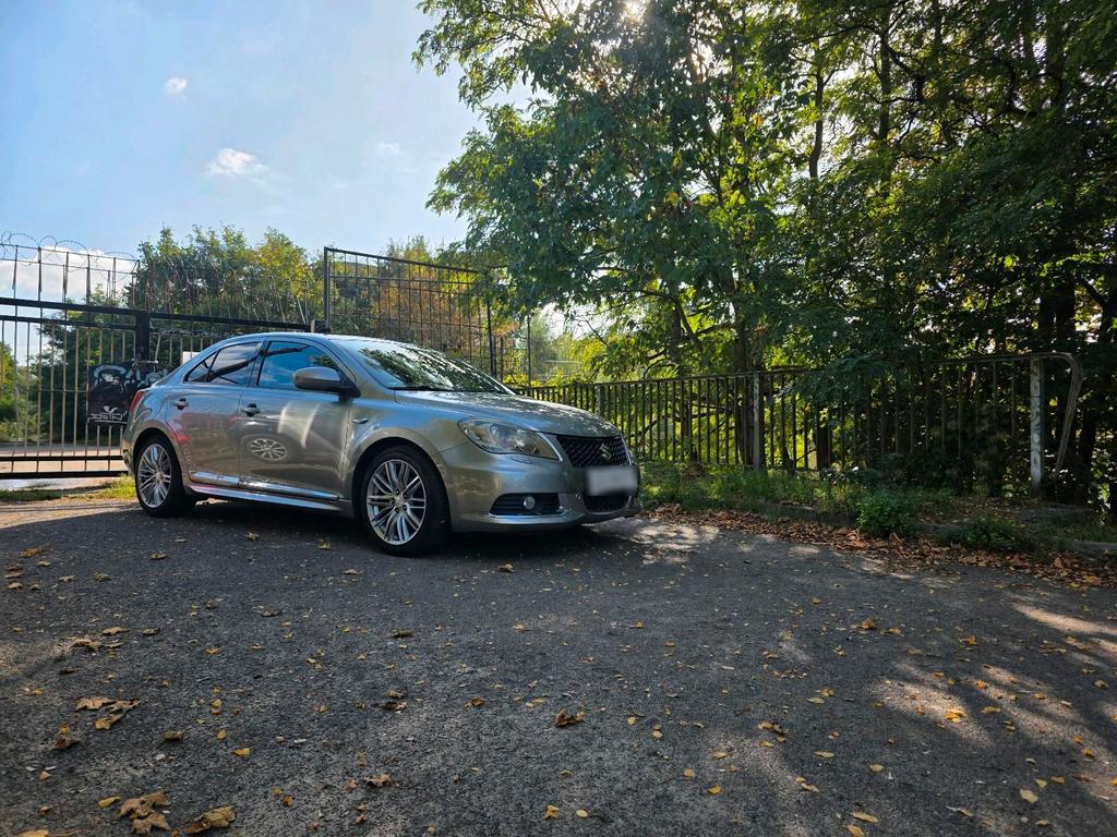 Suzuki Susuki Kizashi 2.4l