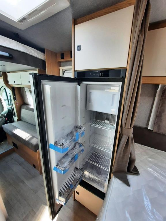 Fahrzeug Übersicht 15 Fahrzeugabbildung Hobby ONTOUR T 700 FH Verfüg./Sparen Sie 22.709,- €
