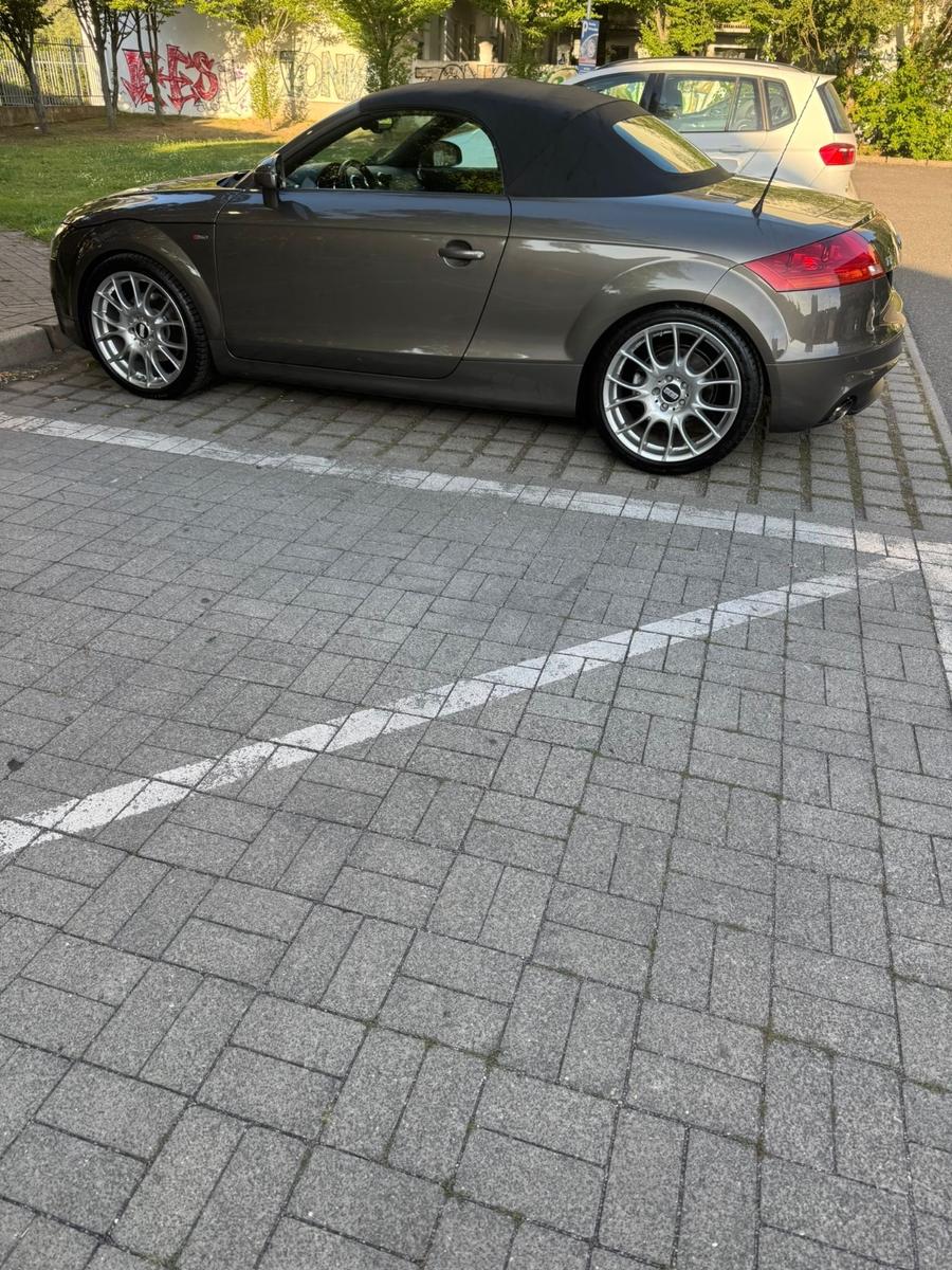 Audi TT Roadster 2.0 TFSI S-Line S-tronic -