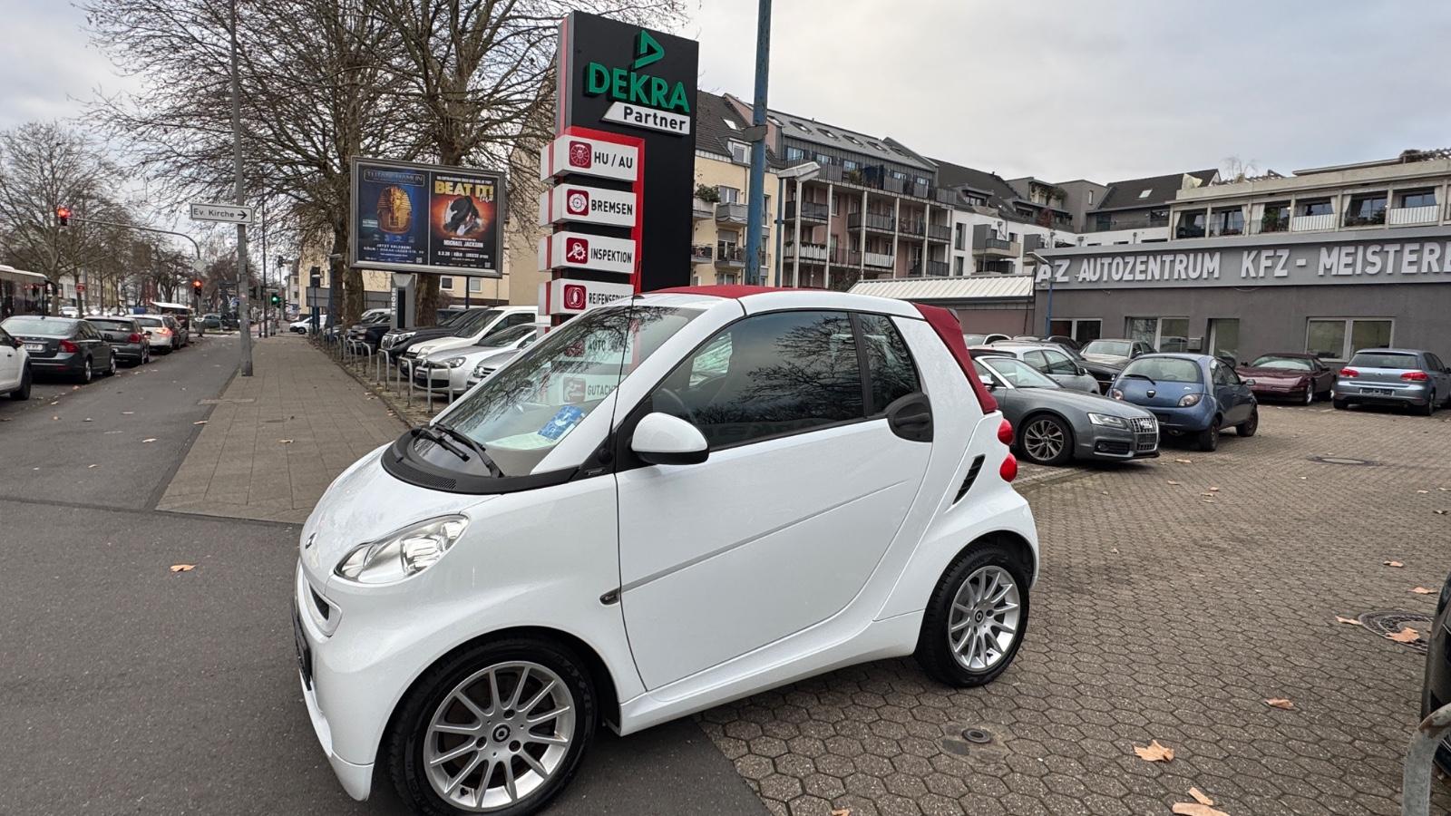 Smart ForTwo cabrio Micro Hybrid Drive 52 kW KLIMA ALU