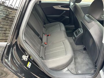 Audi A4 - 8