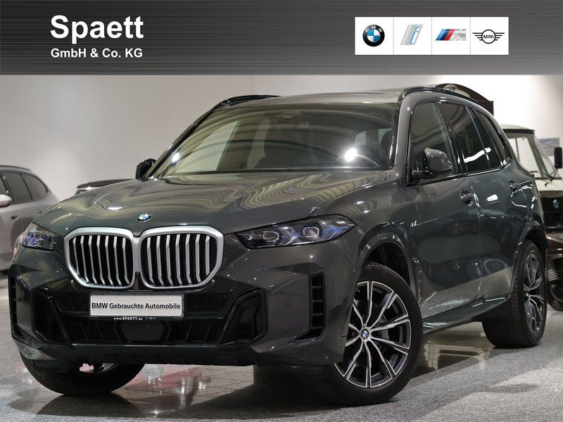 BMW X5 xDrive30d M Sport AHK Pano. HarmKar. DrivAssP