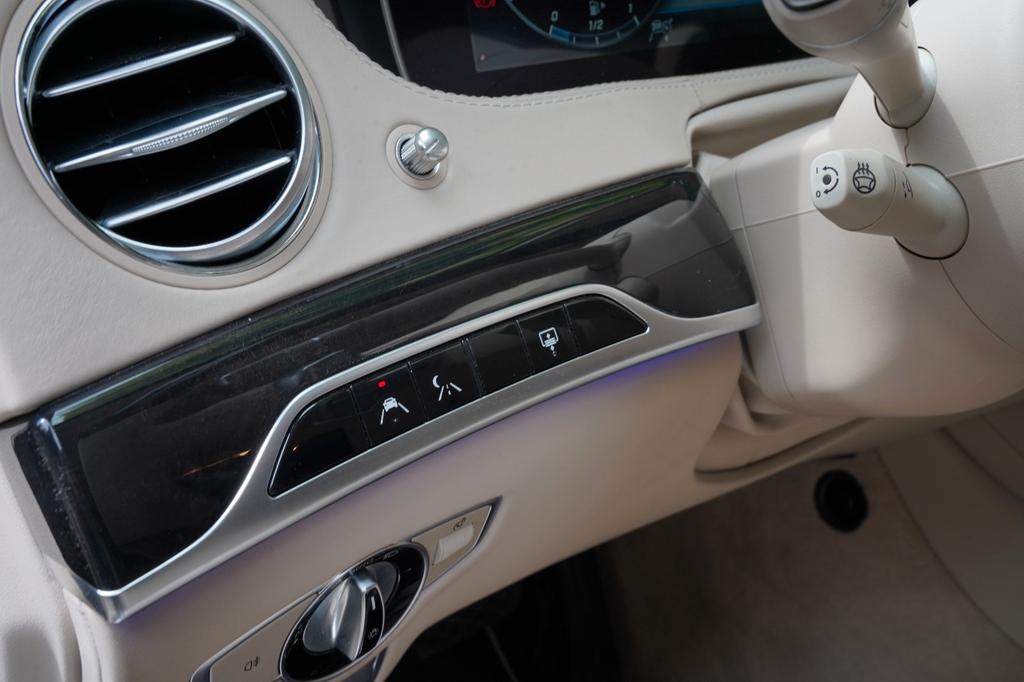 Mercedes-Benz S 600