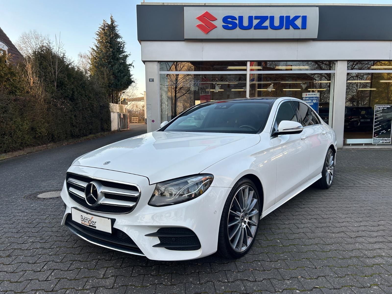 Mercedes-Benz E 220d Limousine AMG WIDESCR.  PANO LED 20ZOLL