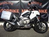 Honda VFR 1200 X - HONDA WEIß