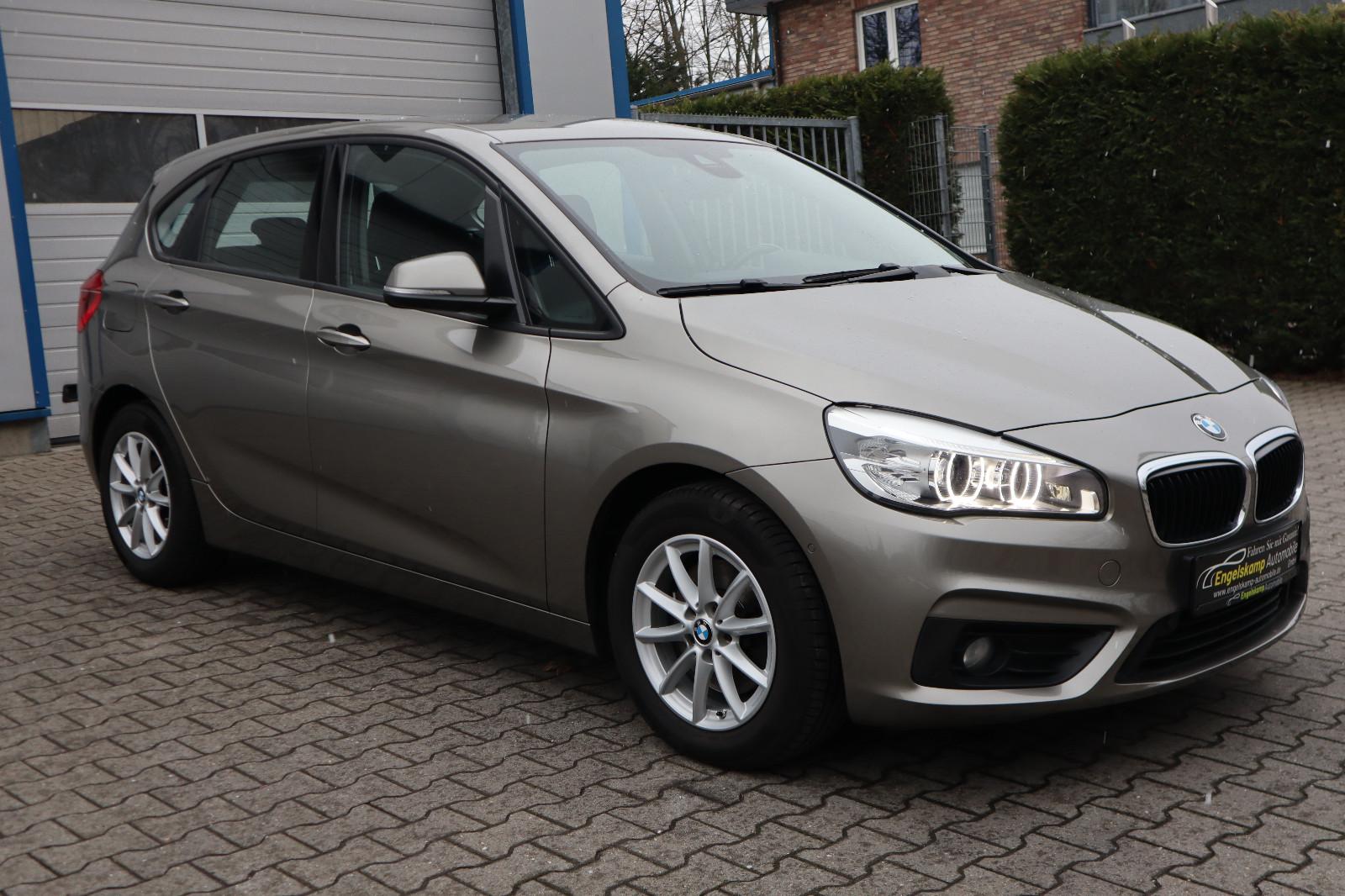 BMW 218i Active Tourer /NAVI/AHK/CAM/PDC/SCHECKH/1HD