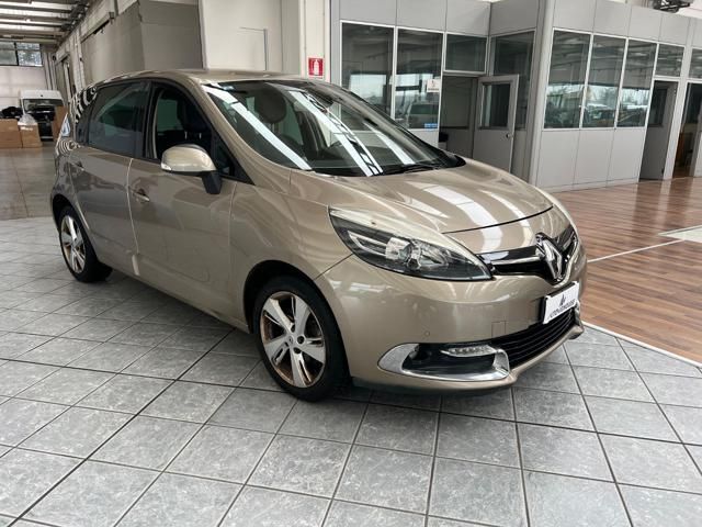 Renault RENAULT Scenic Scénic XMod 1.5 dCi 110CV Wave - 