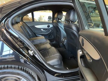 Mercedes-Benz C 200 CGI *LED*NAVI*PDC*LEDER*AMG*