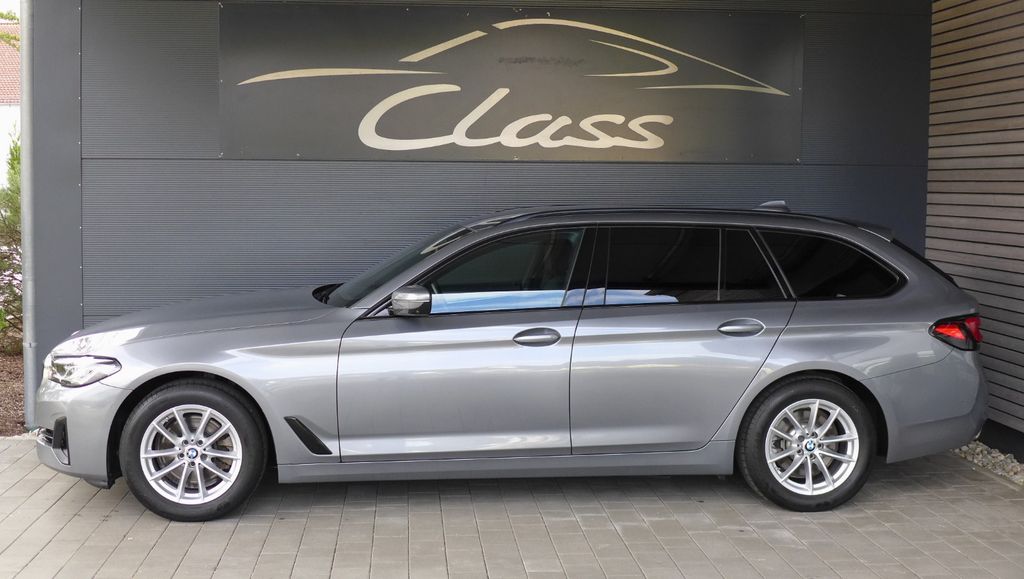 Image of BMW 520