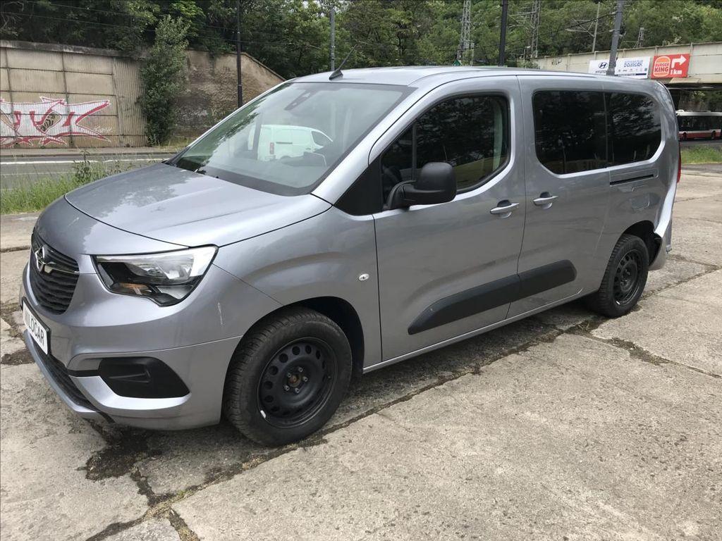 Opel Combo LIFE LONG 1.2T 81 KW 5 míst