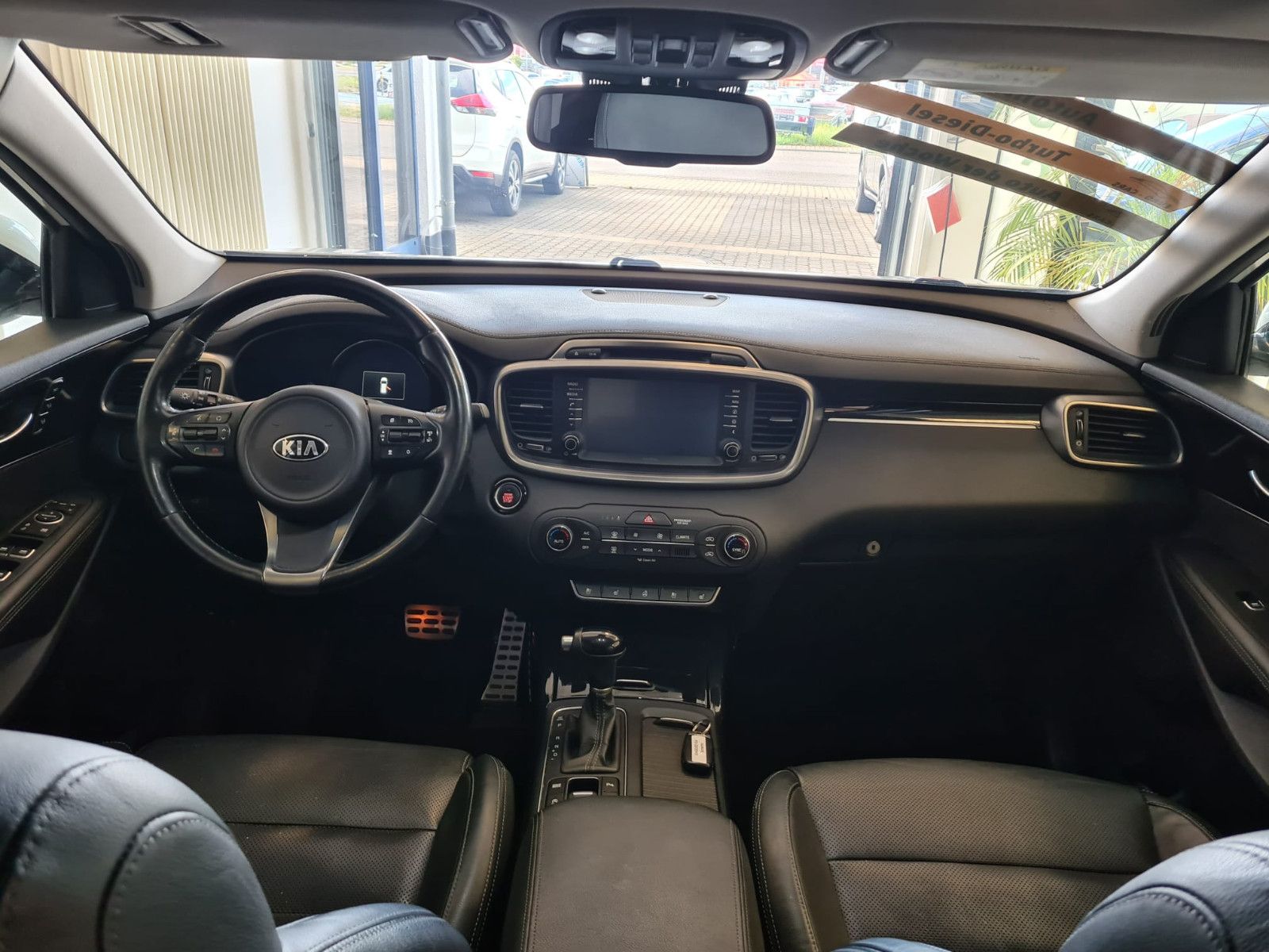Fahrzeugabbildung Kia Sorento Platinum Edition 4WD / PANO / BELÜFTUNG