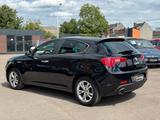 Alfa Romeo Giulietta Turismo - Alfa Romeo aus 2015