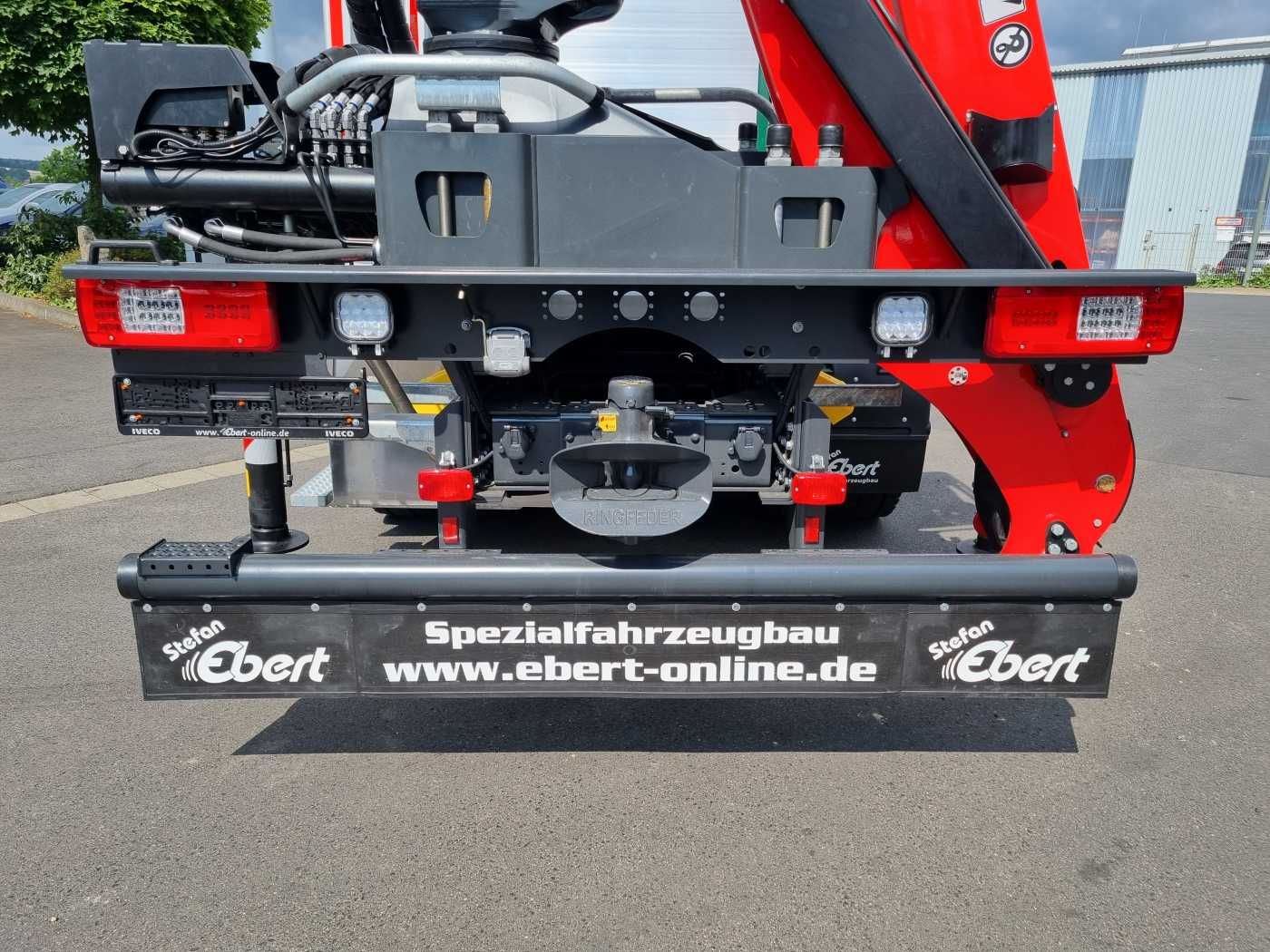 Fahrzeugabbildung Iveco X-WAY AS300X57ZP ON+ 6x4 Palfinger Epsilon M12 Z