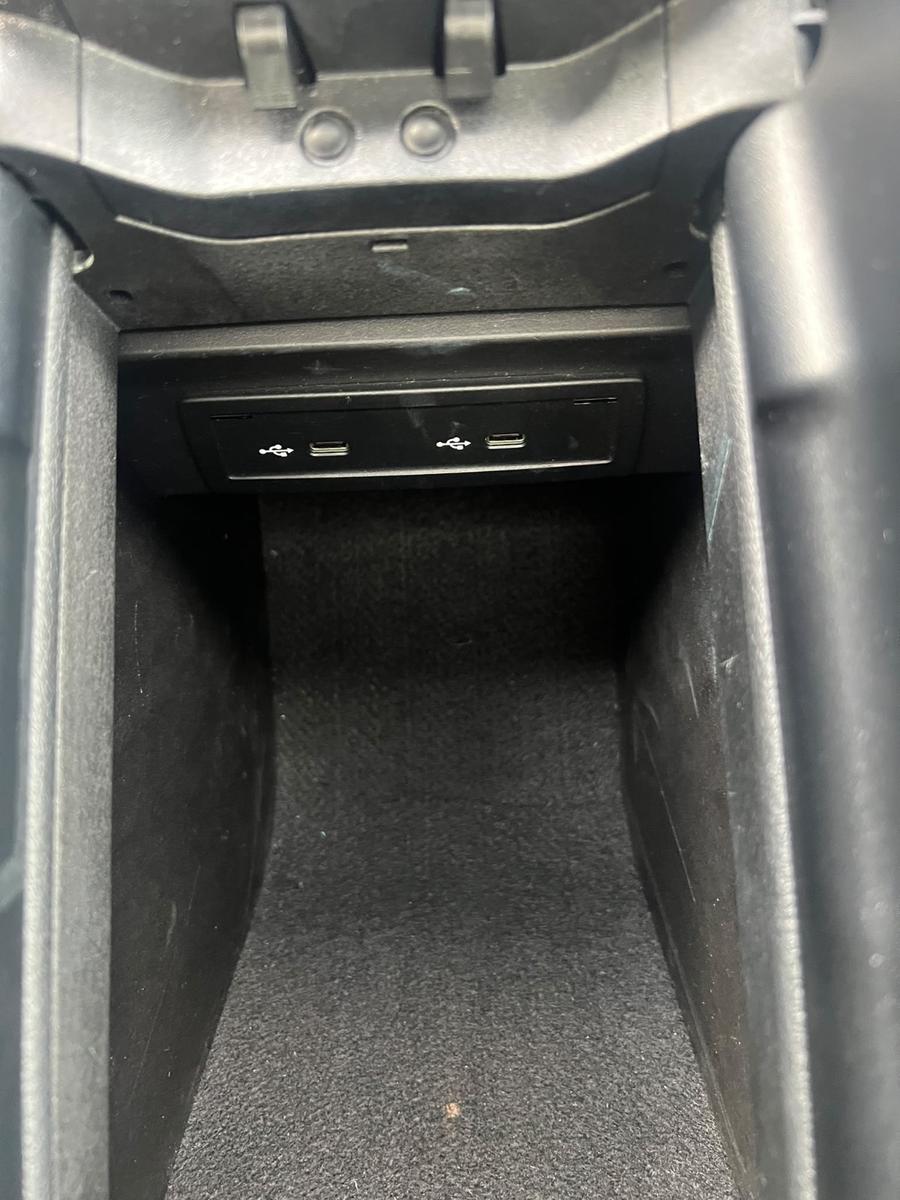 Mercedes-Benz A 180 2x AMG-LINE PANORAMA LED NAVI KAMERA P