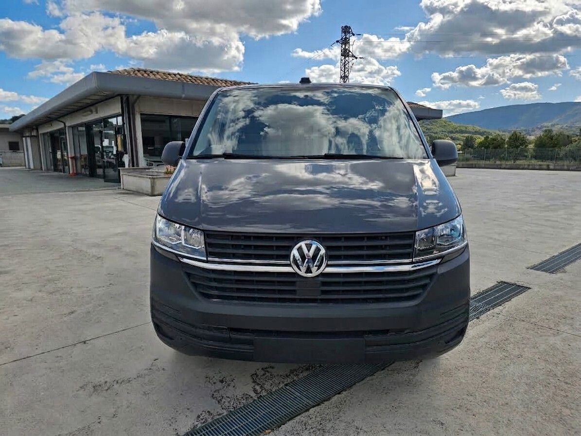 Volkswagen Caravelle 2.0 TDI 110CV PC Trendline imagem 2