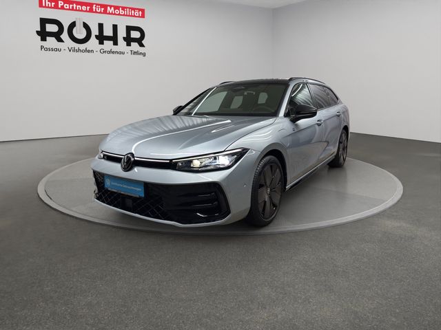 VW Passat (AHK.IQ.DRIVE.Pano.Navi.AreaView)1.5 eHyb