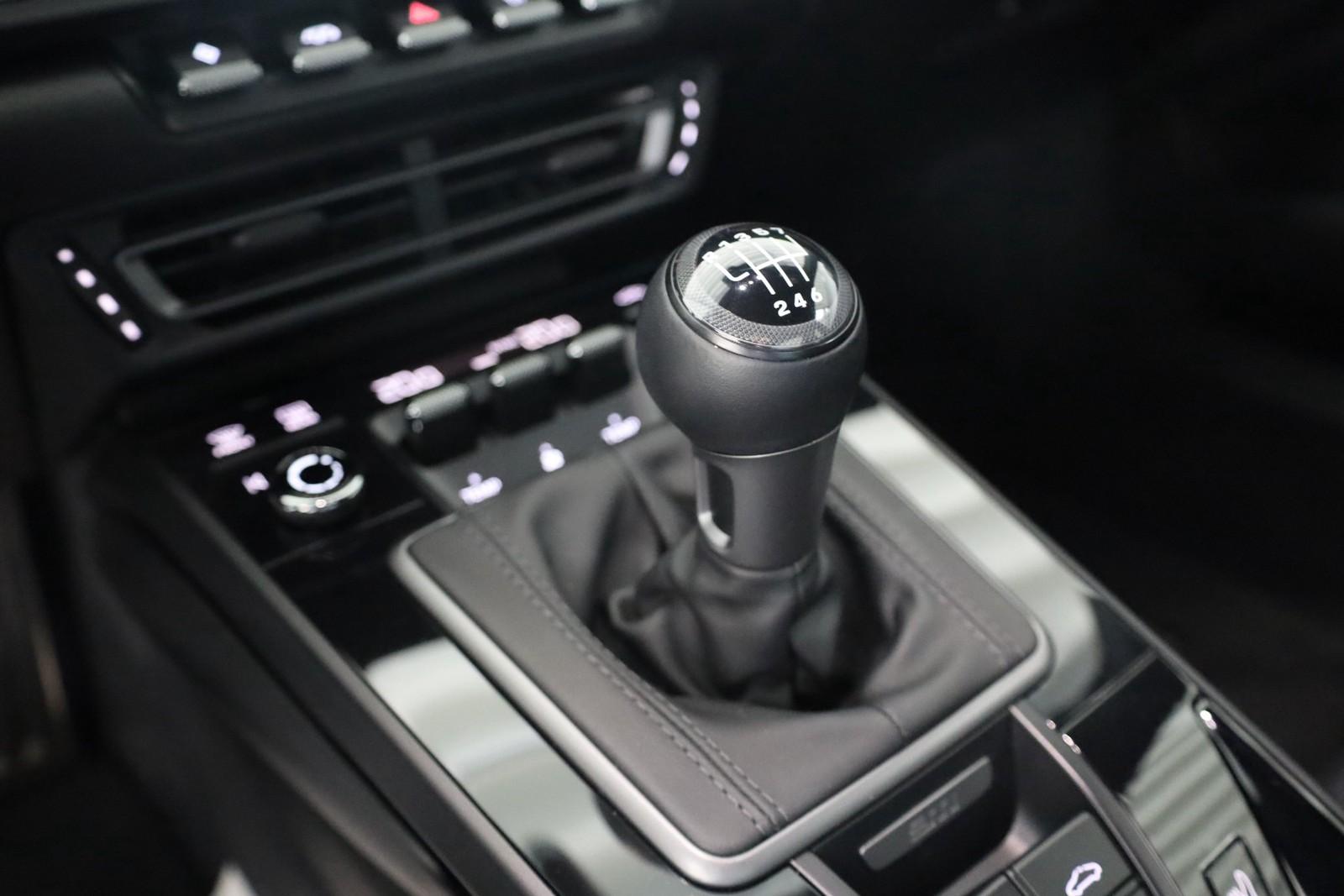 Porsche 911/992 Carrera T