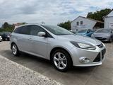 Ford Focus Turnier Champions Edition Sport Lenkrad - Ford Focus: Turnier Sport