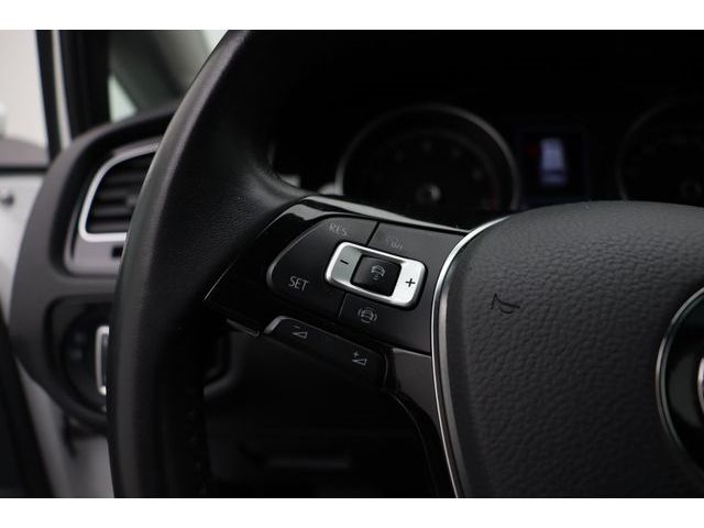 Fahrzeugabbildung Volkswagen Golf VII 1.5 DSG Highline