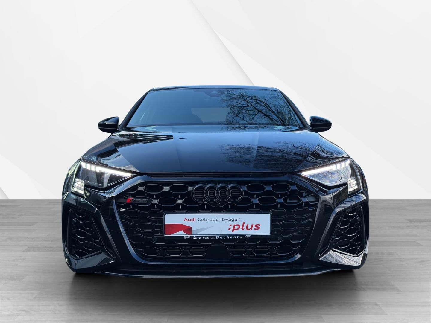 Fahrzeugabbildung Audi RS 3 Limousine RS3 Limousine 2.5 TFSI quattro Ma