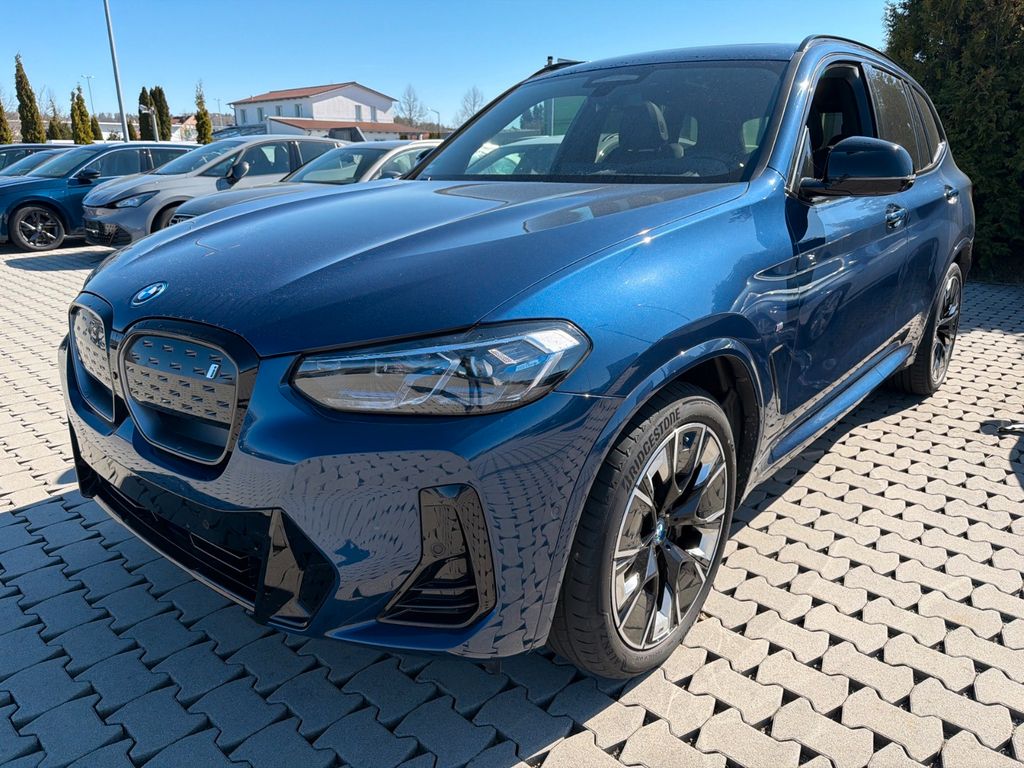 Image of BMW iX3